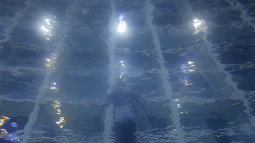 Man drowns in pool