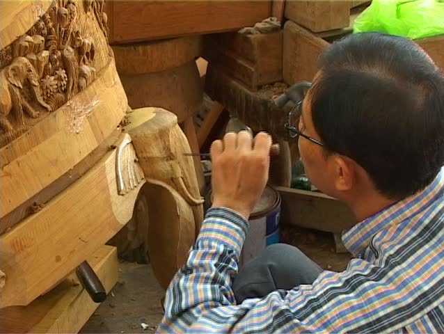 Experienced wood carver in Bangkok clip 2 