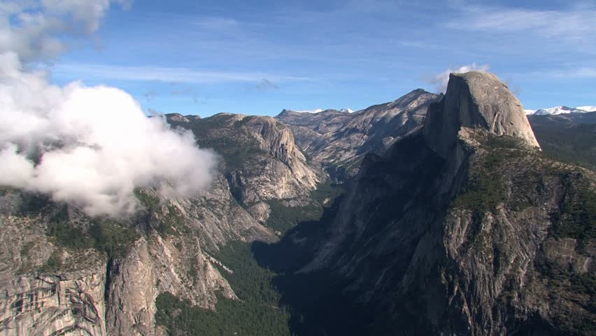 Yosemite National Park, spanning eastern portions of Tuolumne, Mariposa and Madera counties in east central California, "united states".