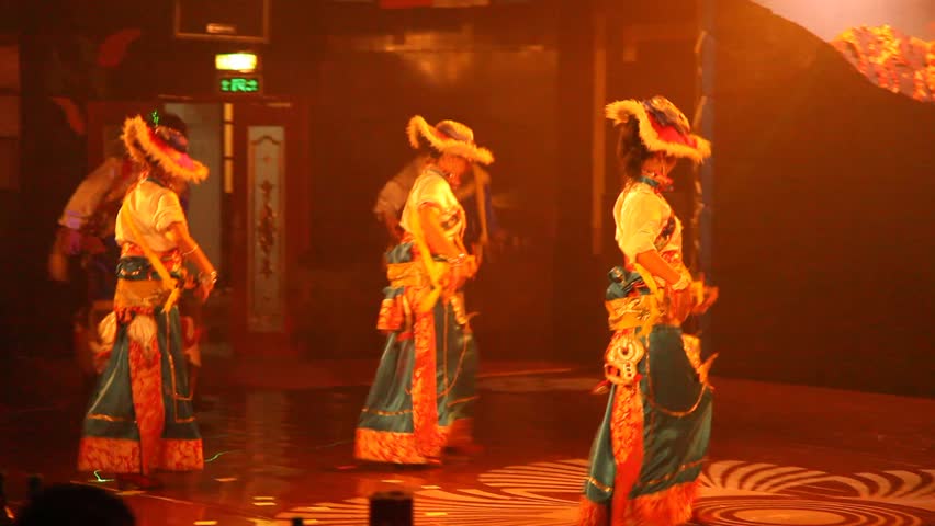 MOXI, CHINA - AUG 1, 2009: An event features Tibetan-Chinese folk dancing on August 1, 2009 in Moxi.