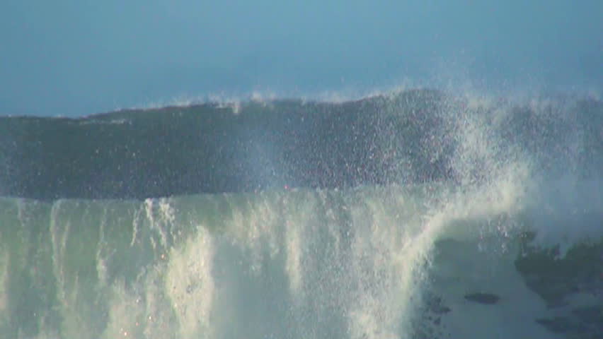 Giant Wave