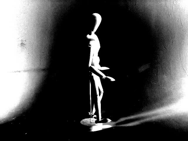 Running Mannequin, not colour