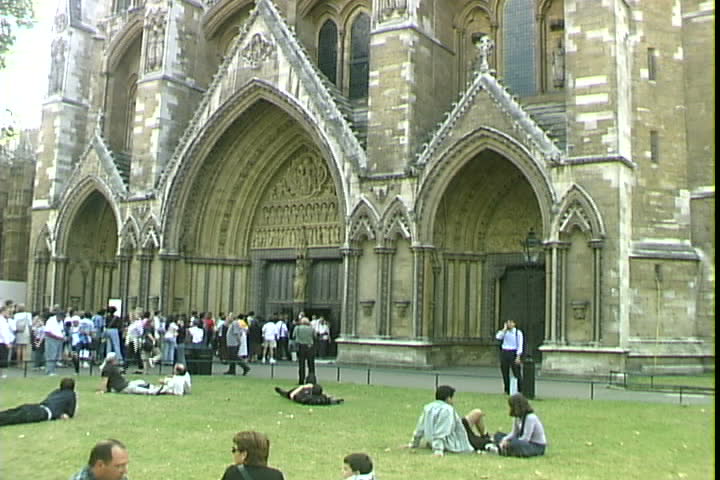 Westminster Abbey tilt