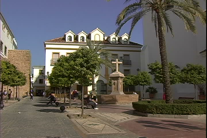 Santa Maria Churchyard
