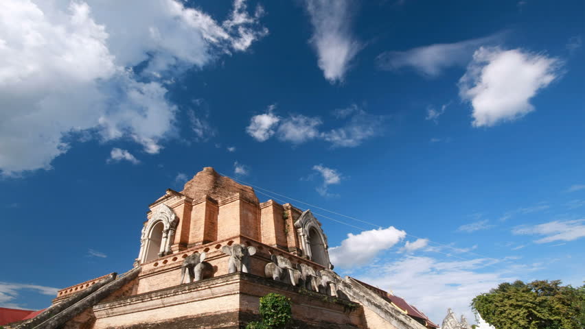 wat chdi luang in Chiang mai 