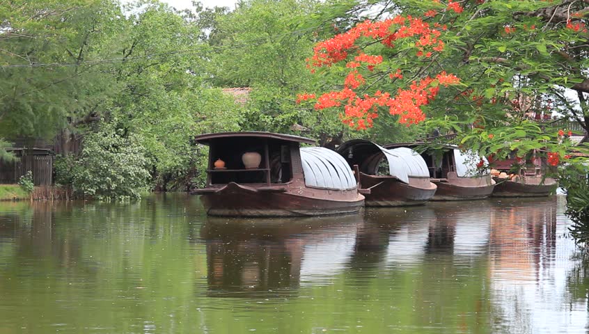 Canoe landing in Ocean park