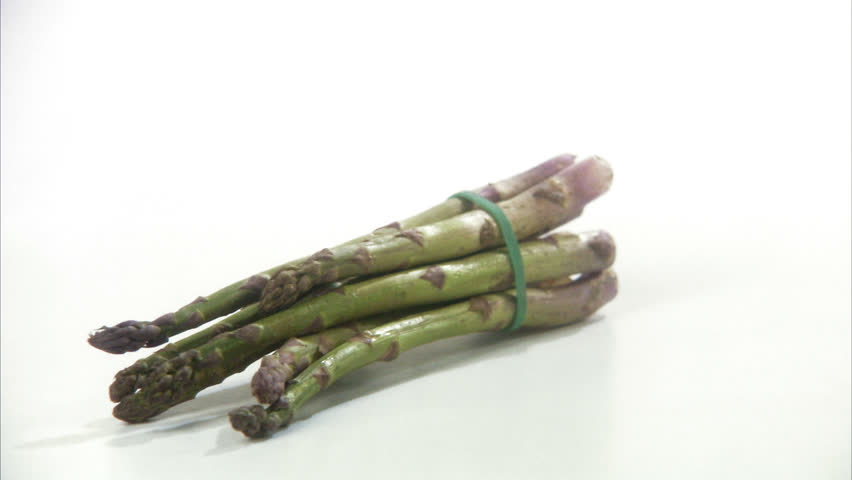Green asparagus