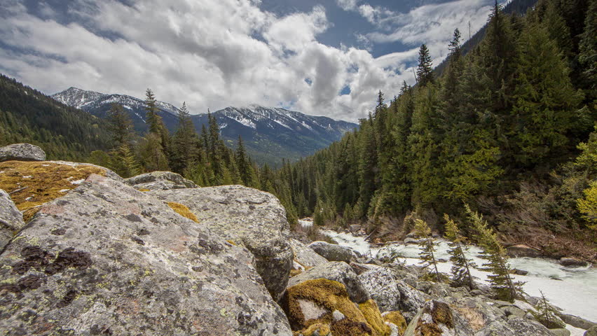 Motorized Time-Lapse of the Canadian Rockies in the Summer