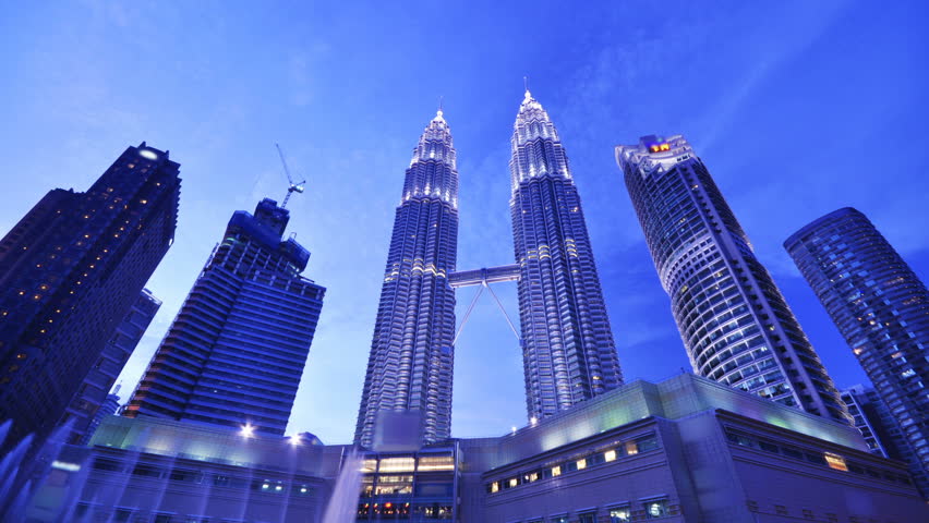 KUALA LUMPUR - December 2010 : The Sun sets over KLCC on December 26, 2010 at Kuala Lumpur City Center