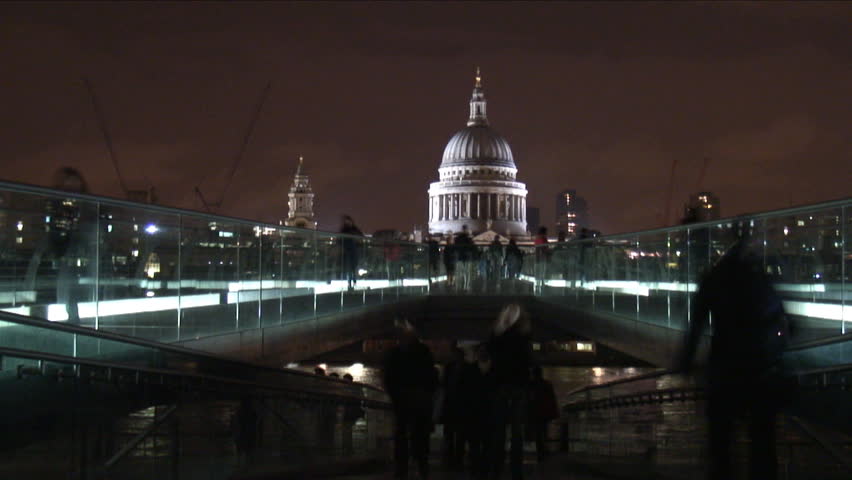 London Saint Paul's Cathedral Millennium bridge