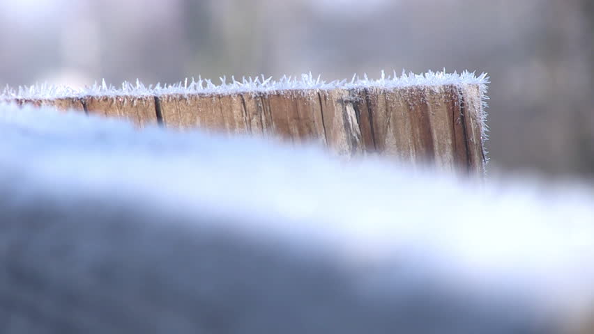 Frost on Bridge - Variable Rack Focus