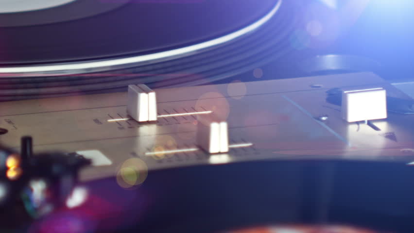 DJ scatching / at work