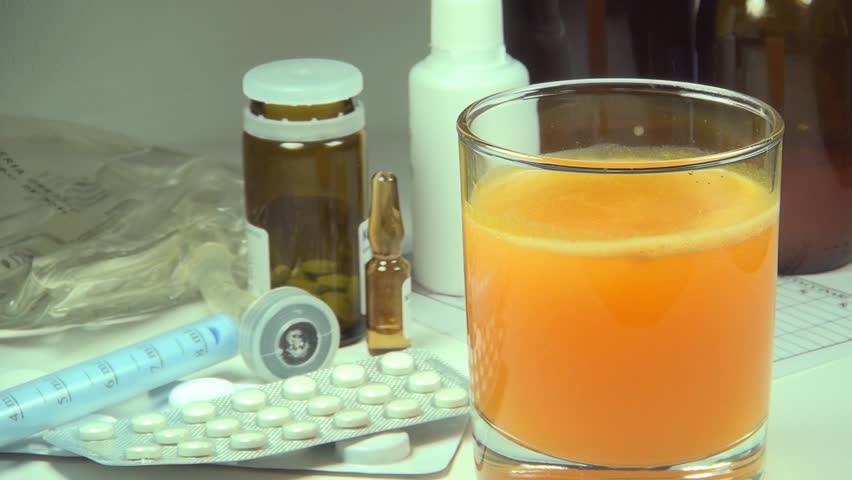Bubbles of Effervescent Vitamins Tablet, Glass of Water, Close up, Pills, Drugs