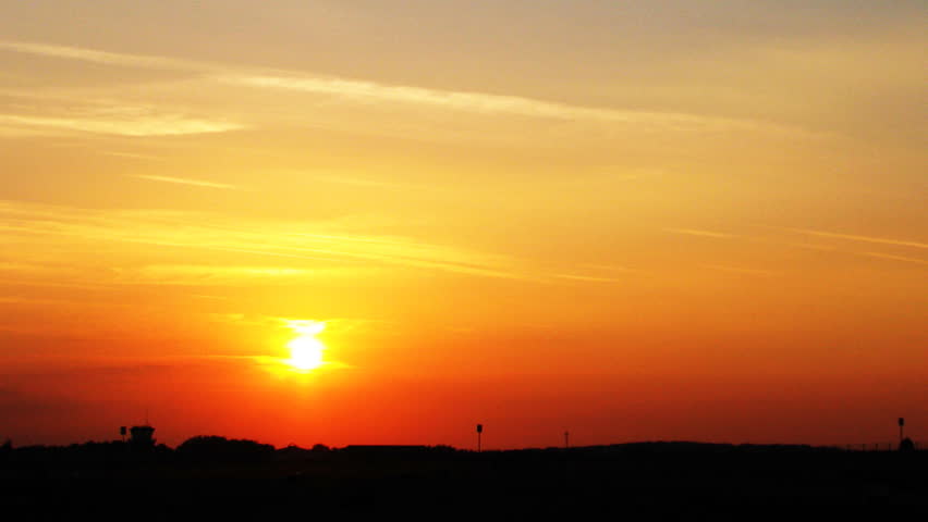 Warm sunset timelapse clip