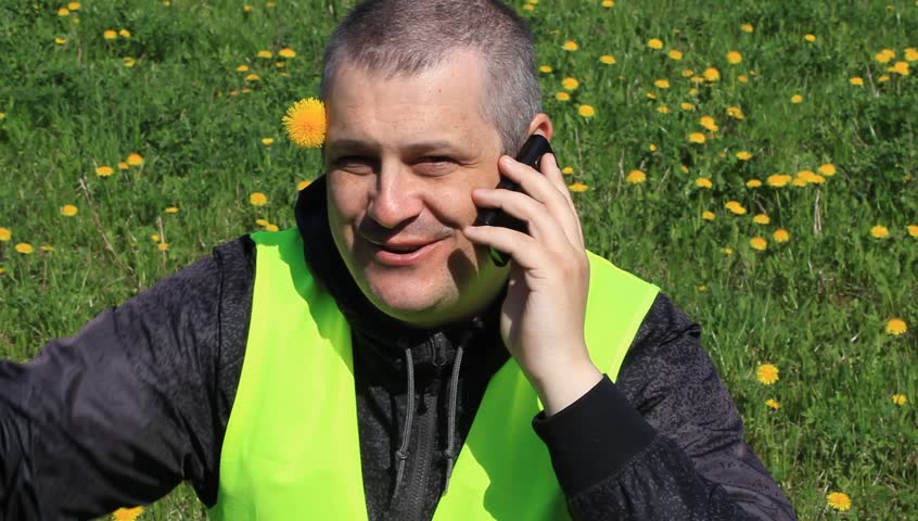 Funny worker on dandelion field episode 2