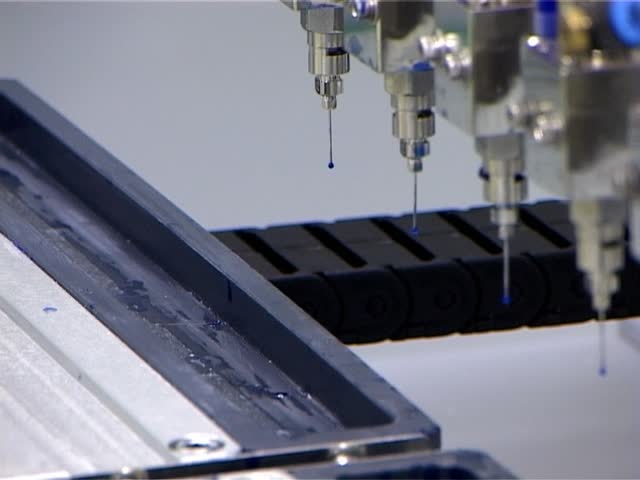 Injecting protection glue on semiconductor component 