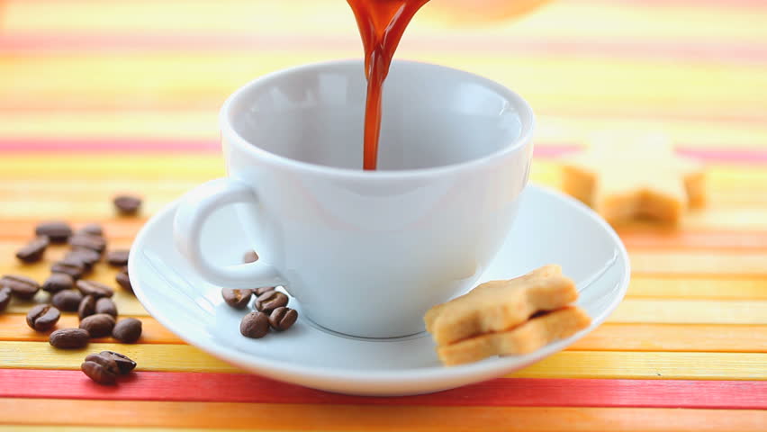 pour coffee