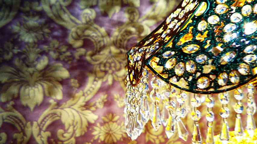 Rotating Antique Lamp