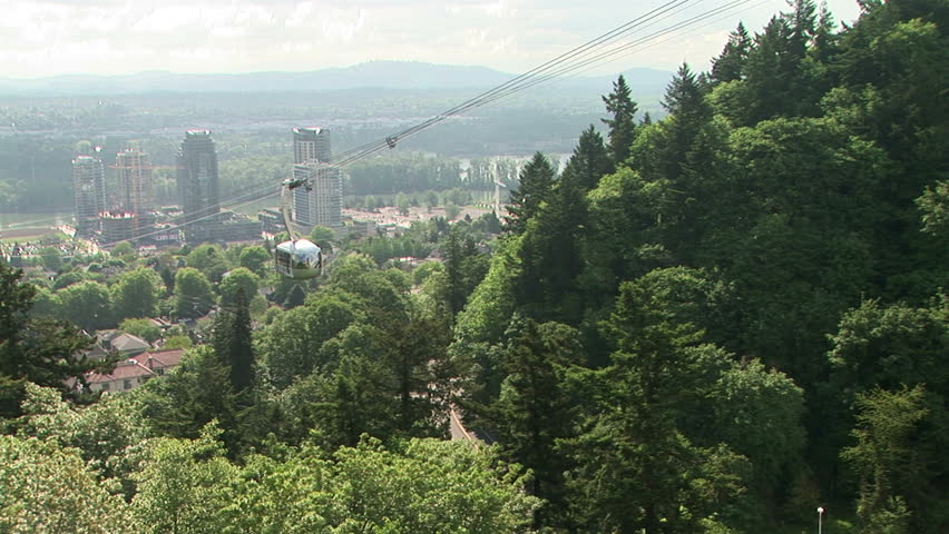Aerial tram going up a hillside in Portland, Oregon
