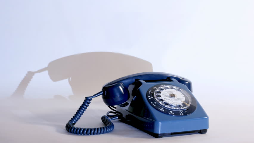 stopmotion of an old style telephone ringing