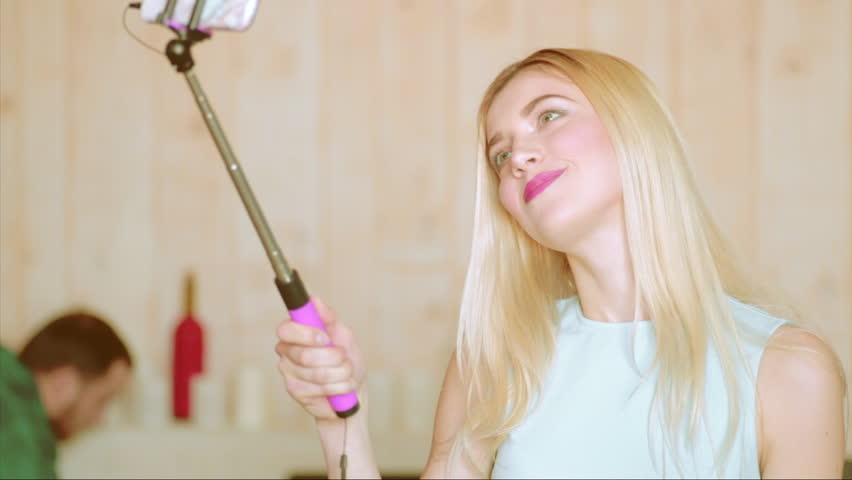 Hd0011beauty Blonde Woman Technology And Leisure Concept Happy Female Taking Selfie On Smartphone At Home Hd0011beauty Blonde Woman Technology And Leisure Concept Happy Female Taking Selfie On Smartphone At Home