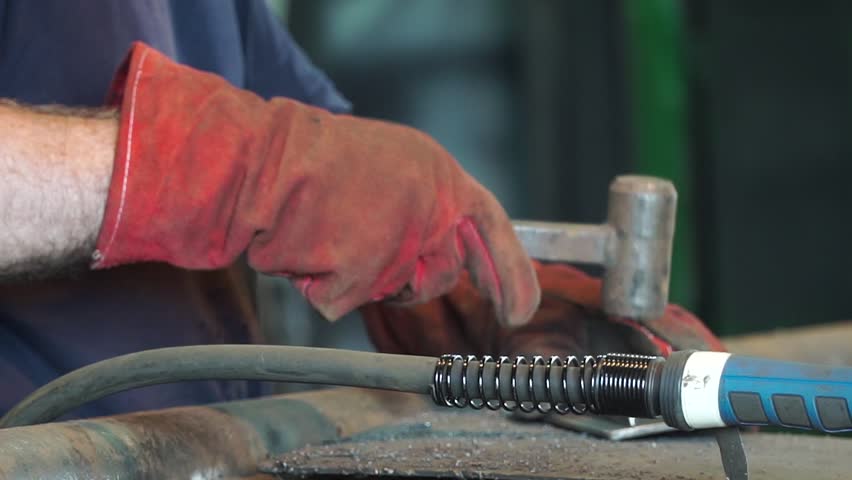 Header of ironworker