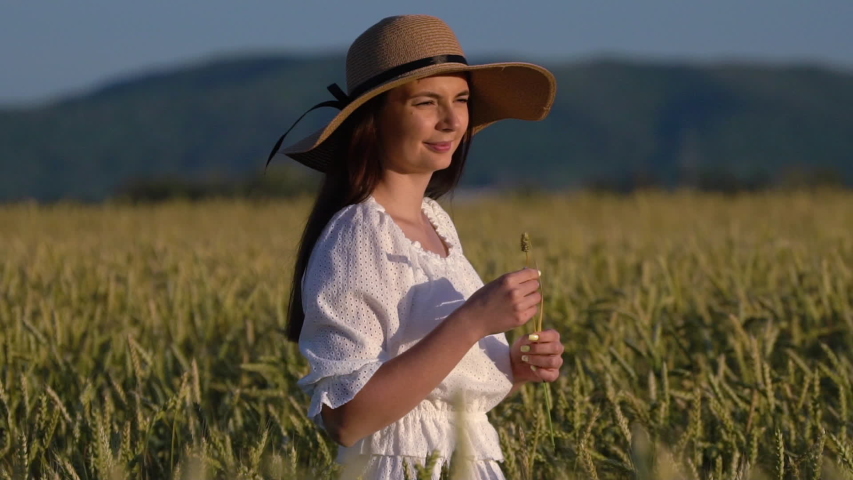 Nude girl walking in thing video downloads