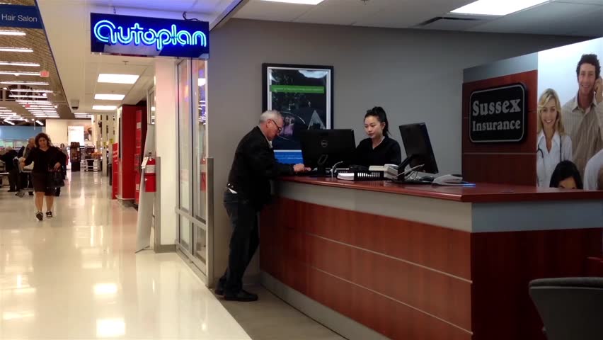 Coquitlam Bc Canada April 11 2017 People Ing Auto Coquitlam Bc Canada April 11 2017 People Ing Auto Insurance At