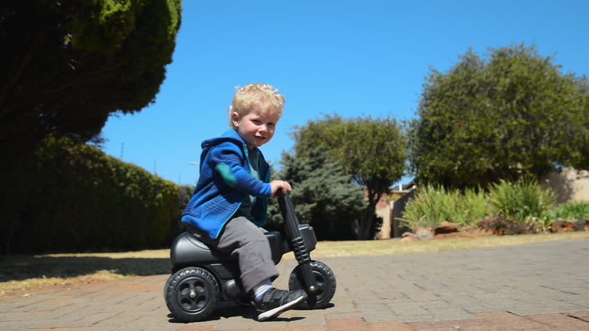 plastic motorbike for toddlers