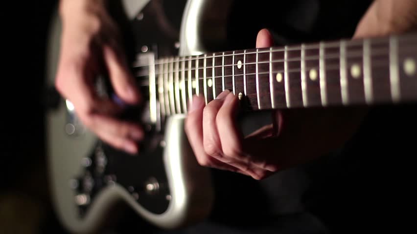 elektro gitarın miadı doldu mu ?