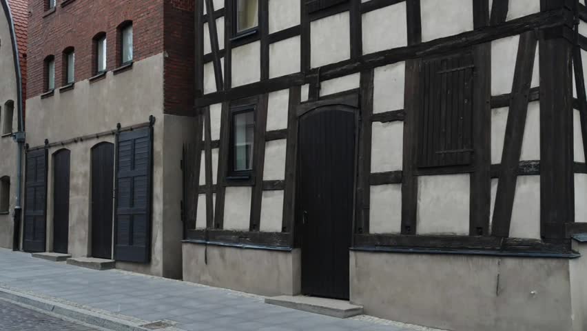 Header of Bromberg