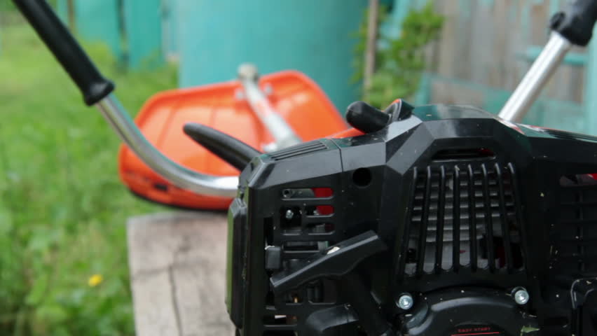 Header of trimmer