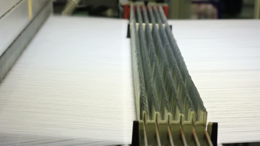 Header of loom