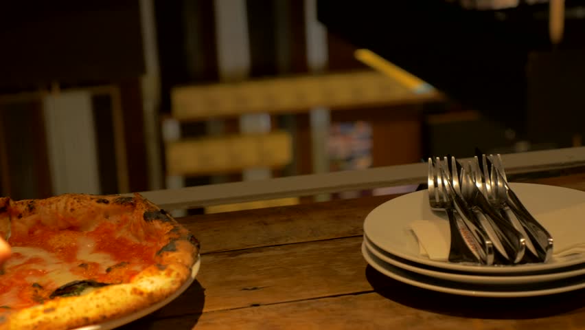 Delicious Homemade Pizza Photo image - Free stock photo - Public Domain photo - CC0 Images