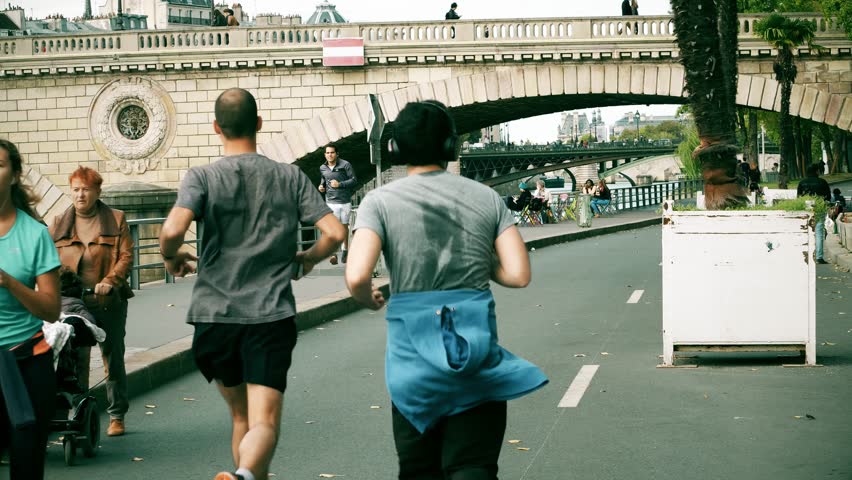 Paris France October Amateur Runners Run Along The Seine River Paris France October Amateur Runners Run Along The Seine River