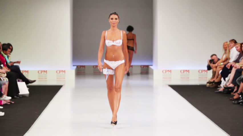 lingerie fashion show video gallery Lingerie fashion show video gallery
