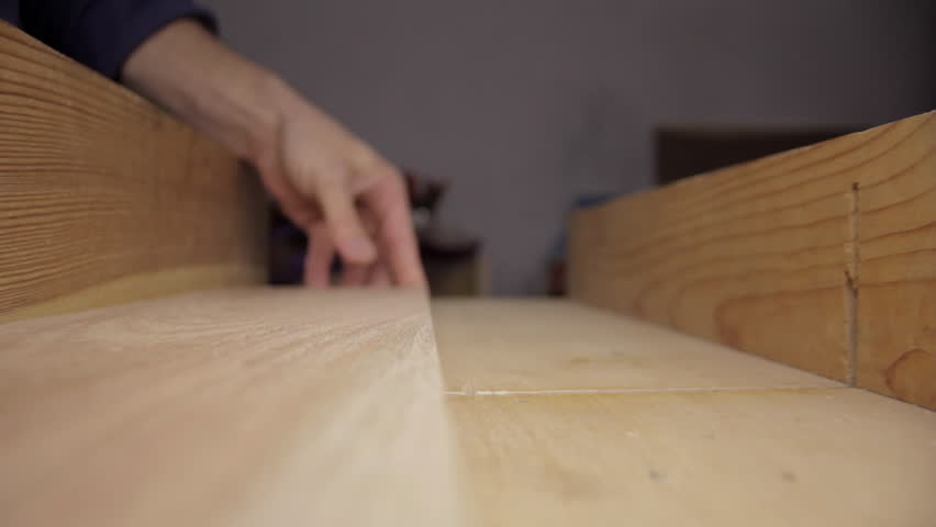 Header of crosscut