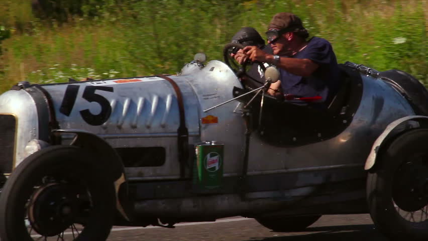 Header of speedster
