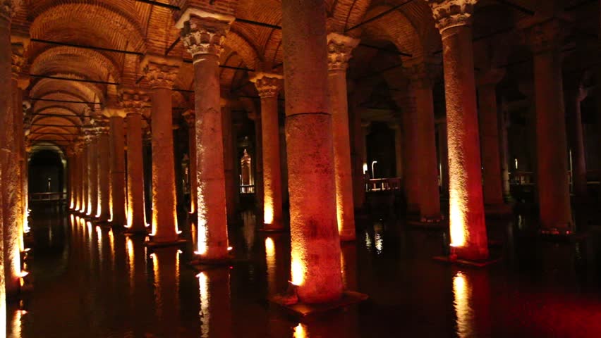 Underground Water Storage Yerebatan Sarayi (Basilica Cistern), The ...