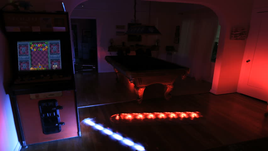 Robot Lights Bounce Around Billiards Stock Footage Video 100 Royalty Free 5965589 Shutterstock